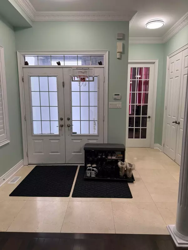 Brampton, ON L6P 3B3,72 Pannahill DR