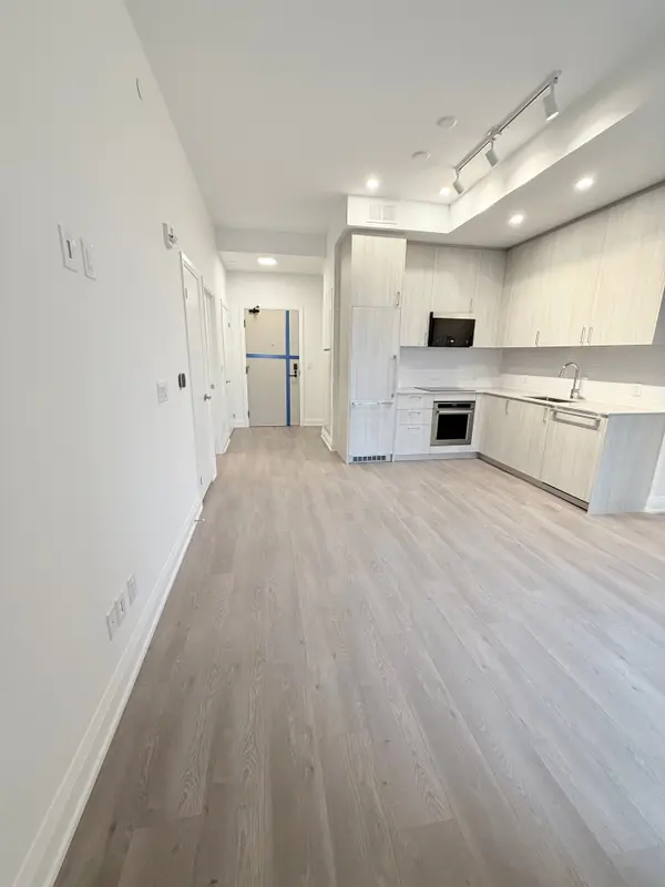 Oakville, ON L6M 1L3,3250 Carding Mill TRL #507