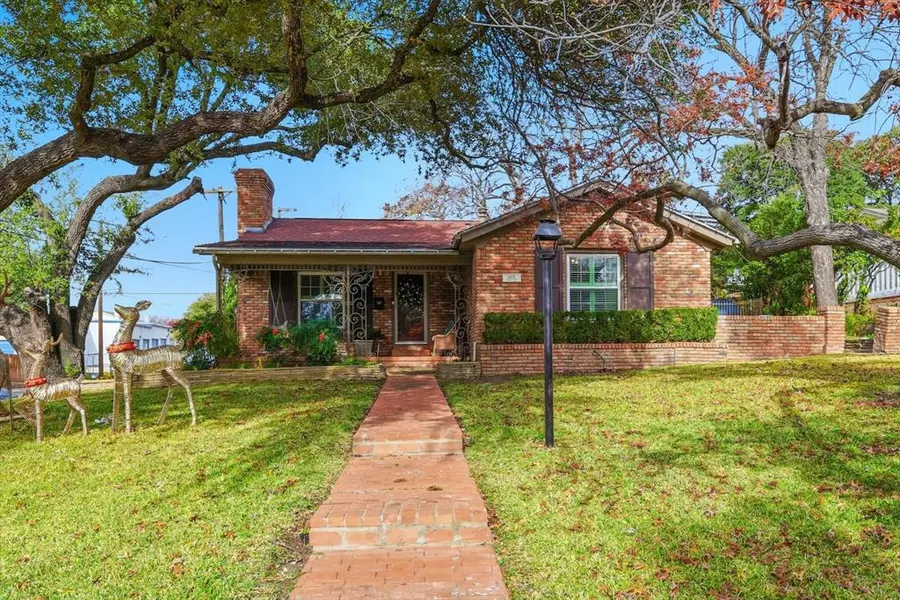 6428 Waverly Way, Fort Worth, TX 76116