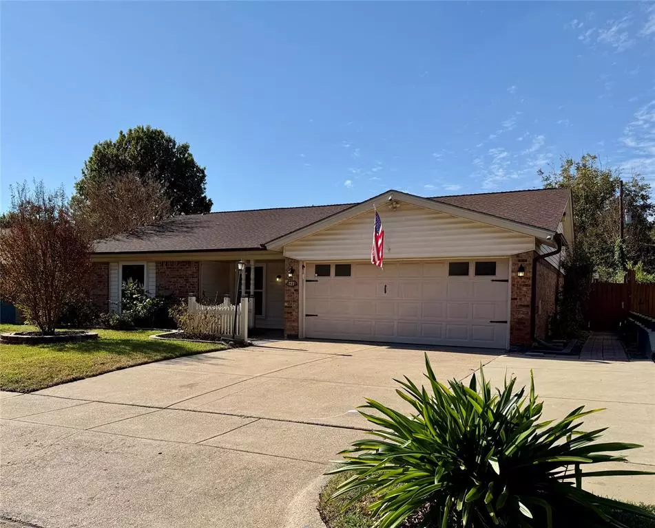 Burleson, TX 76028,721 NW Ann Lois Lane