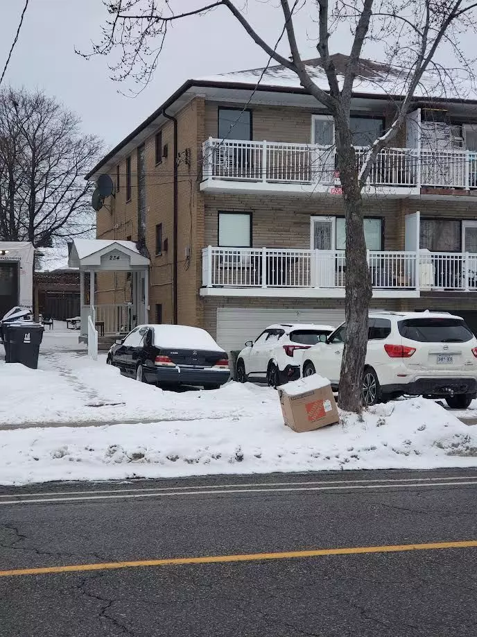 Toronto C06, ON M3H 5K2,234 Wilmington AVE ##1