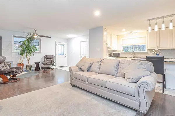 Nanaimo, BC V9S 5N6,2118 Carmen Rd