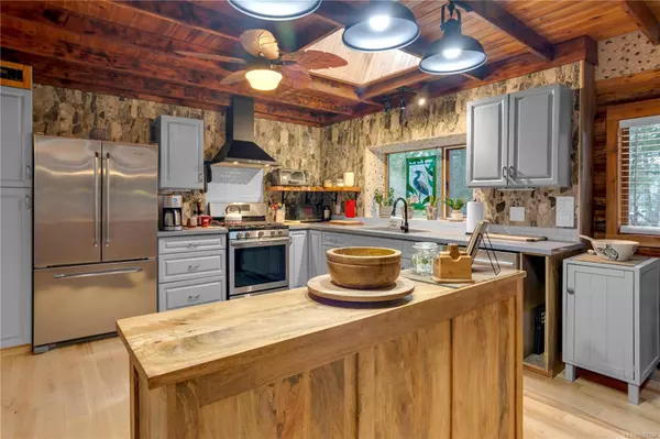 Errington, BC V0R 1V0,1620 Matterson Rd