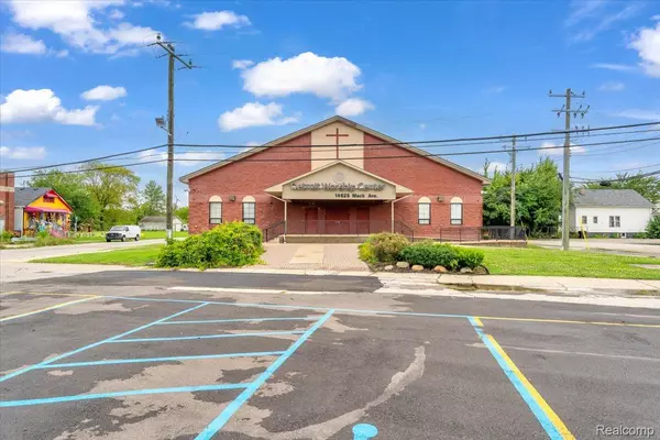 Detroit, MI 48215,14625 Mack AVE