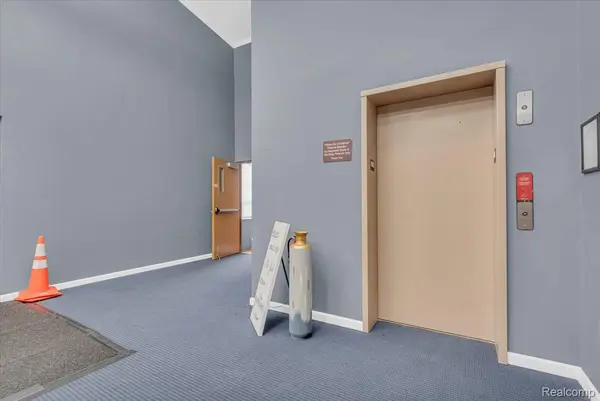 Detroit, MI 48215,14625 Mack AVE