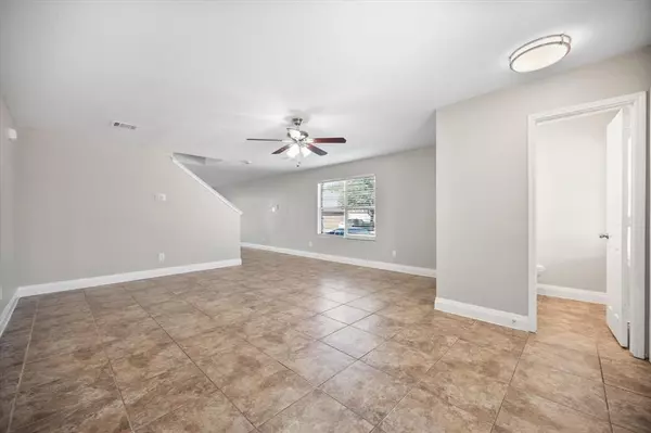 Fort Worth, TX 76120,800 Green Heath Avenue