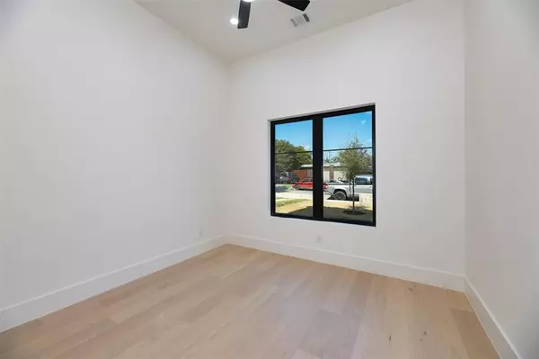 Dallas, TX 75206,6038 Prospect Avenue