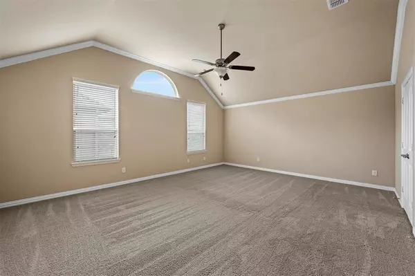 Irving, TX 75063,7116 isle Royal Lane