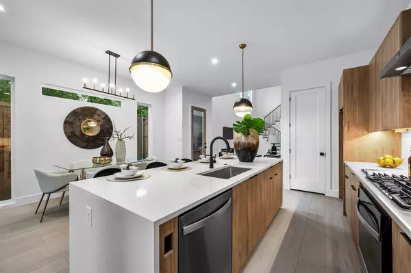 Dallas, TX 75208,812 W 10th Street