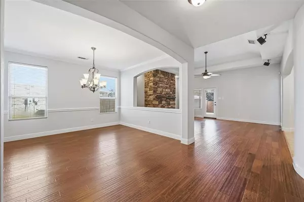 Denton, TX 76208,6284 Sun Ray Drive