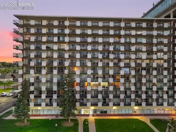 Colorado Springs, CO 80910,411 Lakewood CIR #B430