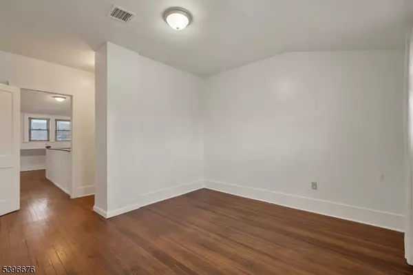 Union Twp., NJ 07083,983 Colonial Ave