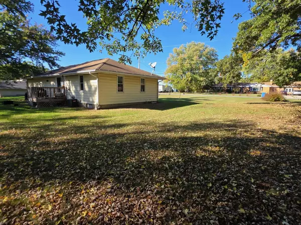 Niles, MI 49120,1110 Dewitt AVE