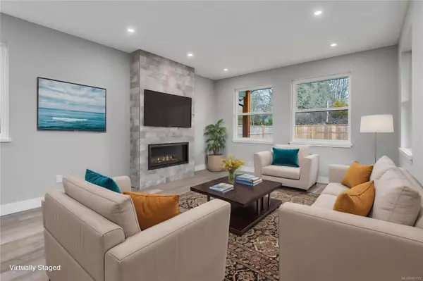 Courtenay, BC V9N 1K5,635 5th St