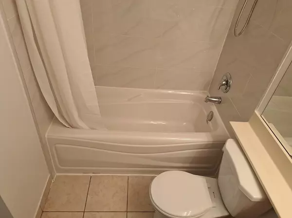 Toronto C07, ON M2N 0A3,509 Beecroft RD #1811