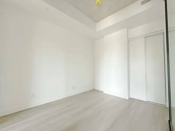 Toronto E02, ON M4L 0B7,1050 Eastern AVE #335