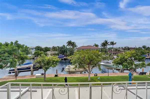 Lighthouse Point, FL 33064,2500 NE 36th St #8