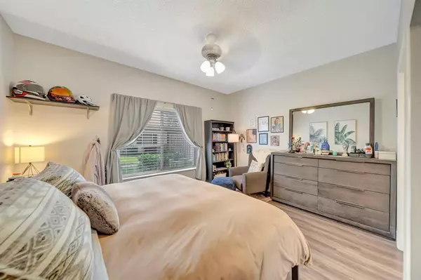 Deerfield Beach, FL 33442,4746 SW 12th Pl