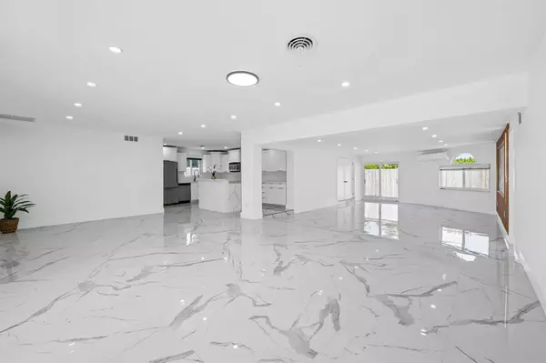 Fort Lauderdale, FL 33308,2185 Imperial Point Dr