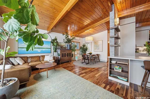 Saskatoon, SK S7H 3P7,14 Yale CRESCENT