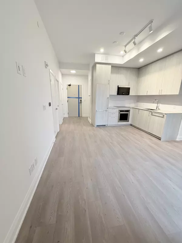 Oakville, ON L6M 1L3,3250 Carding Mill TRL #507