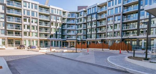 2501 Saw Whet BLVD #537, Oakville, ON L6M 5N2