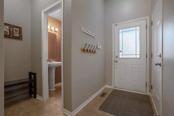 Orleans - Cumberland And Area, ON K4A 4Z7,1031 Capreol ST