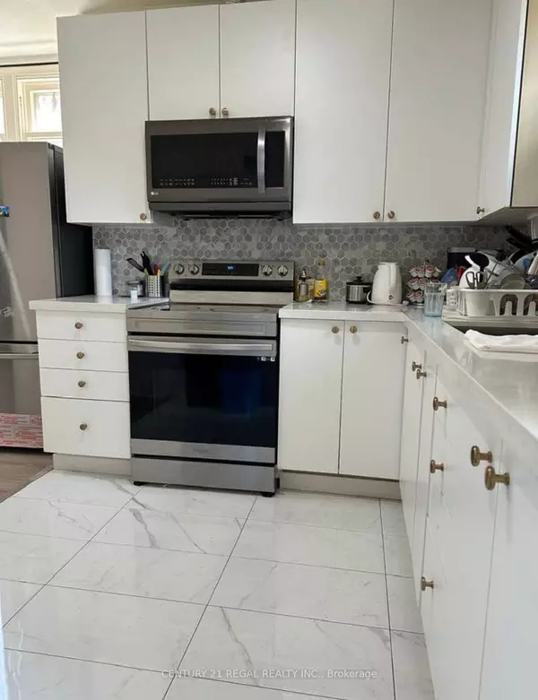 Hamilton, ON L8S 1Y8,34 Dalewood AVE