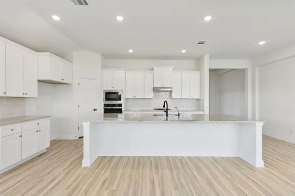 Joshua, TX 76058,4225 Furrow Bend