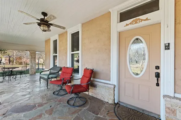 Cleburne, TX 76033,511 W Wilson Street