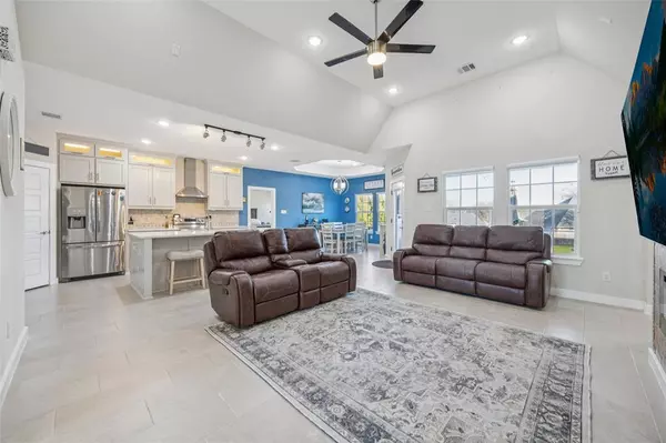 Fort Worth, TX 76126,5437 Gebron Drive