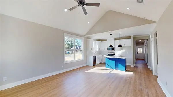 Troup, TX 75789,307 S Langham Street