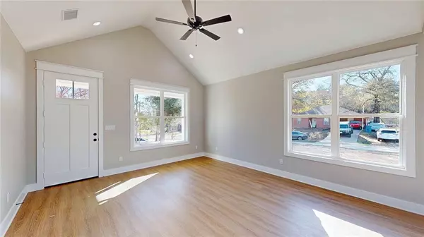 Troup, TX 75789,307 S Langham Street