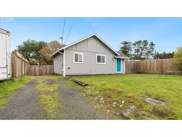 Coos Bay, OR 97420,925 CROCKER ST