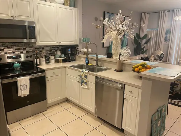 Oakland Park, FL 33311,3017 NW 30th Ave