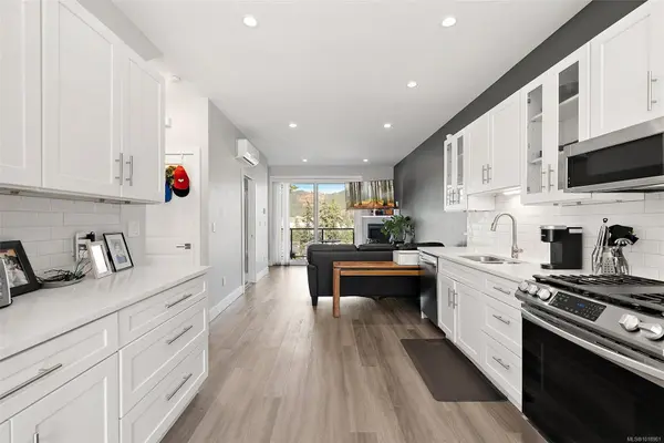 Langford, BC V9C 2Y4,920 Turnstone Ridge