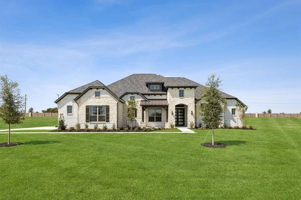 156 Swan Lake Drive, Waxahachie, TX 75165