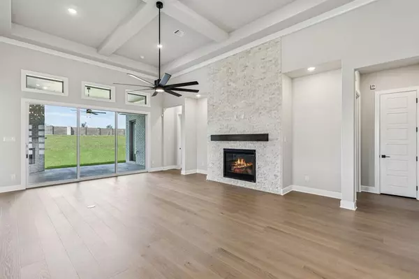 Waxahachie, TX 75165,156 Swan Lake Drive