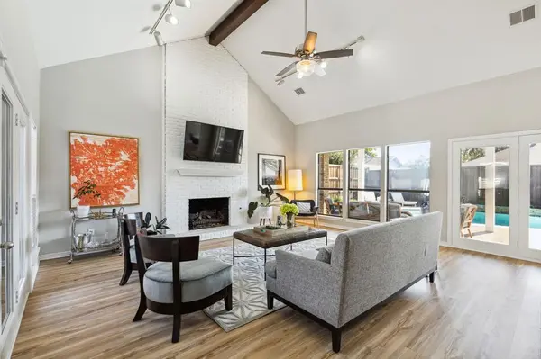 Dallas, TX 75248,6134 Black Berry Lane