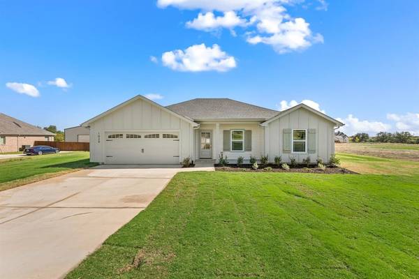 1020 Gatlin Circle, Springtown, TX 76082