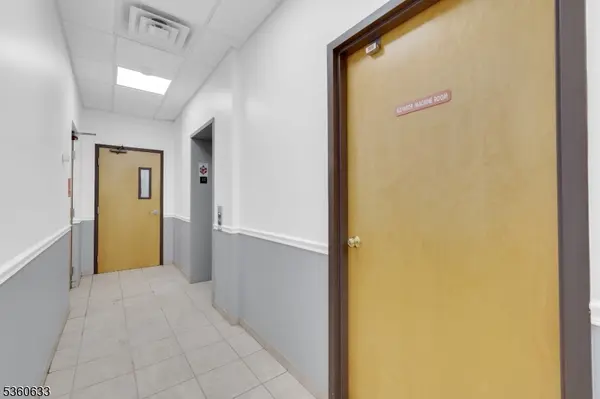 Mount Olive Twp., NJ 07836,230 Route206Cd04