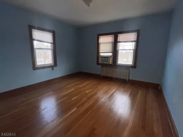 Clifton City, NJ 07013,628 Valley Rd