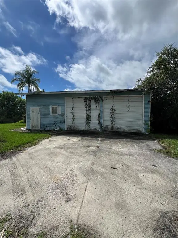 Okeechobee, FL 34974,4196 SW 11th Way