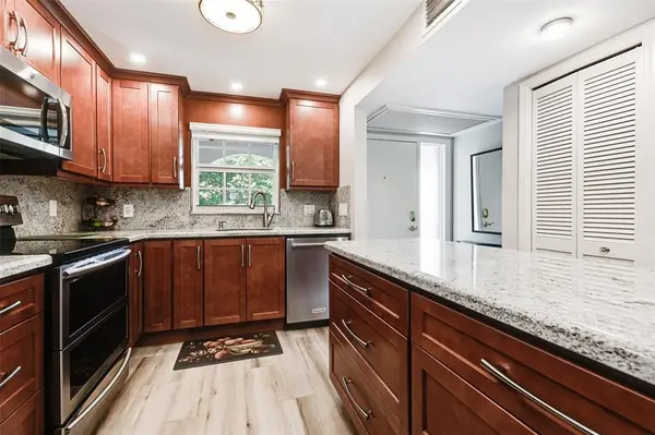 Boca Raton, FL 33487,773 Jeffery St #4-305