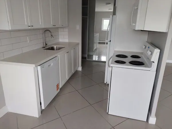 Hanover, ON N4N 1W5,591 12th St 12 ST