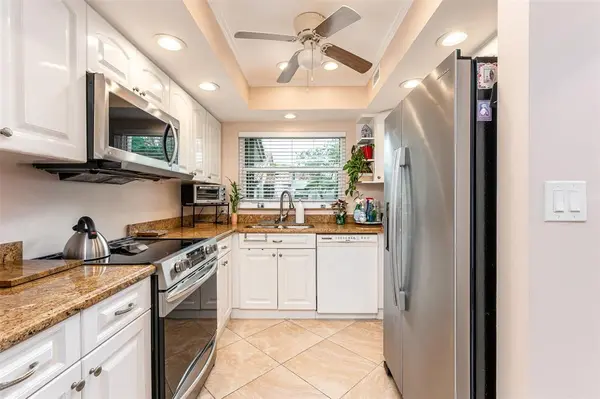 Deerfield Beach, FL 33442,3032 Lake Shore Dr #3032