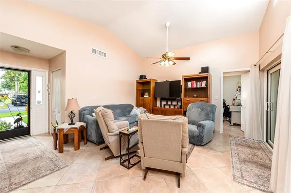 Deerfield Beach, FL 33442,3032 Lake Shore Dr #3032