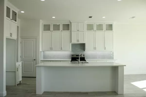 Decatur, TX 76234,102 Country Road 4511