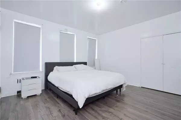 Brooklyn, NY 11223,812 Avenue T