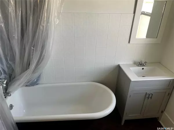 Regina, SK S4T 3S5,1940 Argyle STREET